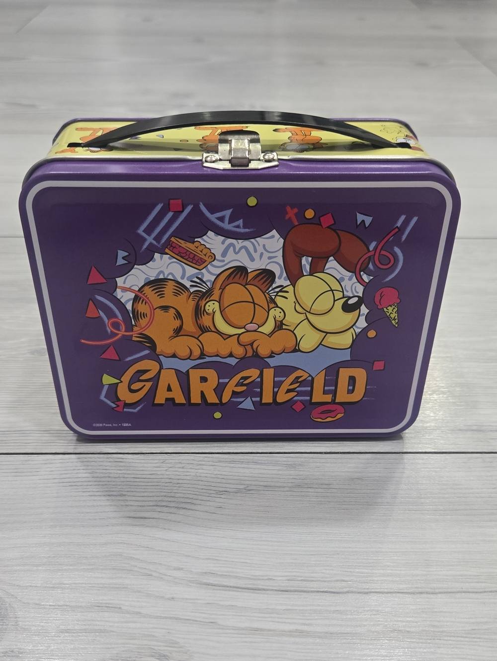 Grafield Metal Lunchbox - Official Character Tin